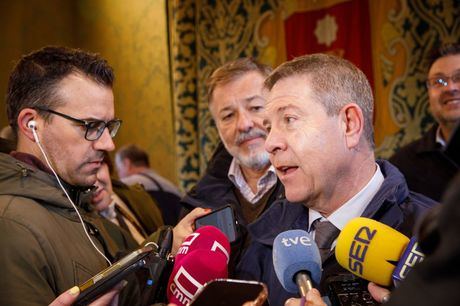 García-Page agradece a Isidoro Gómez Cavero su “trabajo incansable” por Cuenca