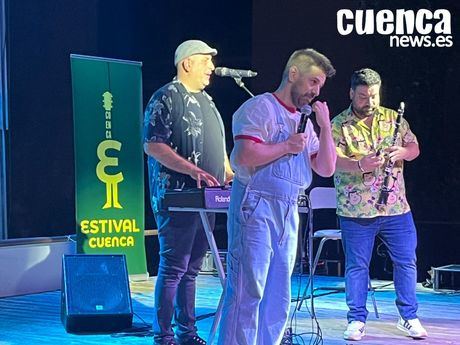 El Especial Humor Manchego desata las carcajadas del público y llena el Ágora de la UCLM