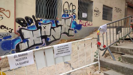 Casablanca reclama una rampa para eliminar una barrera arquitectónica histórica