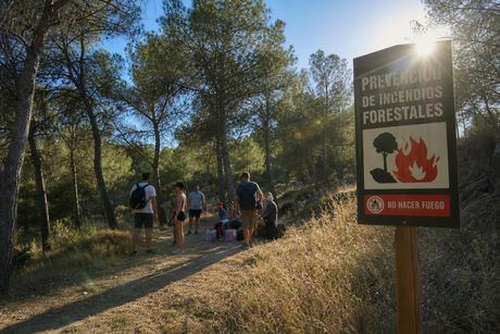 La AEMET avisa de un riesgo muy alto de incendios coincidiendo con el eclipse solar