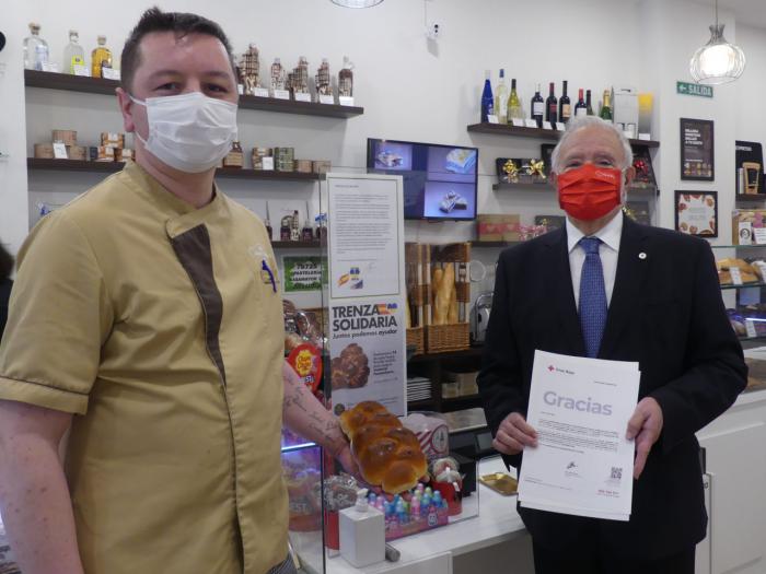 Pastelería Casamayor dona a Cruz Roja los fondos recaudados por la venta de su “trenza brioche” a favor el pueblo ucraniano.