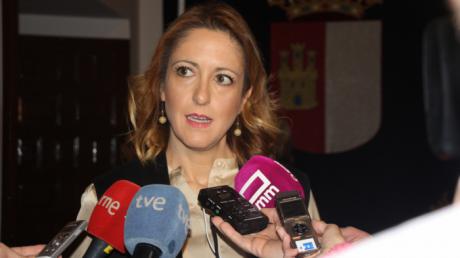 Maestre afea el "tono hostil" de Núñez y dice que "reniega de su pasado"