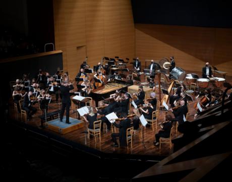 La SMR danza al ritmo portentoso de la OSCyL y Pacho Flores en su quinto día ante 450 personas en el Auditorio