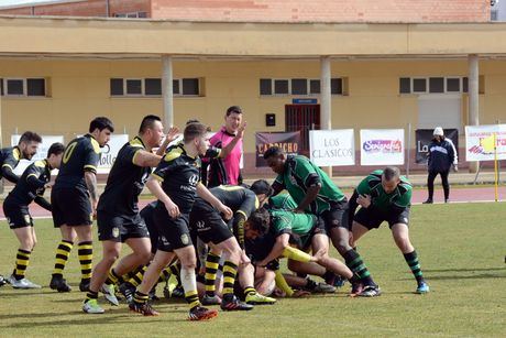 Triunfo del A Palos para cerrar la temporada en casa