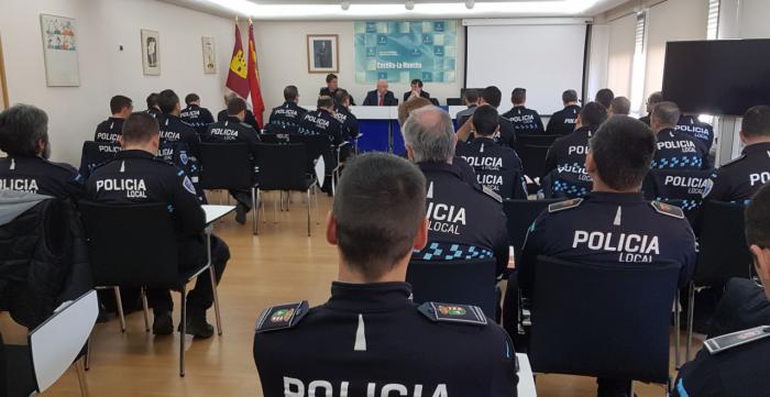 Unos 40 policías locales de Castilla-La Mancha se forman en prácticas eficientes