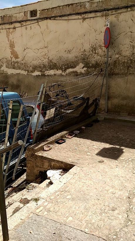 Ciudadanos denuncia que la calle Caballeros siga cortada al tránsito de peatones “un mes después de terminar las obras de demolición”