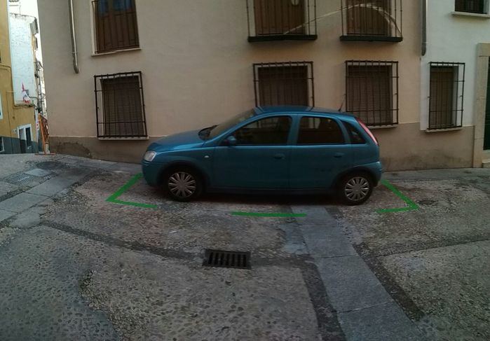 Ciudadanos denuncia que las plazas para residentes en el Casco Antiguo se han reducido a 170 con la implantación de la zona verde