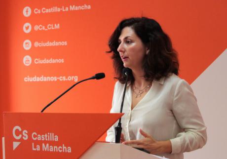 Orlena de Miguel: “El PSOE debe de dejar de engañar a los castellanomanchegos. Pedro Sánchez no está negociando los presupuestos con C-LM con Page sino Torra, ERC y EH Bildu”