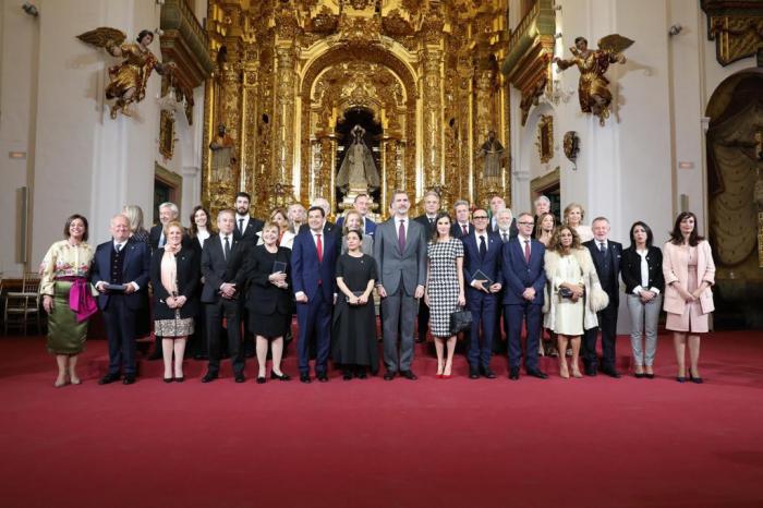 José Luis Perales recibe en Córdoba la Medalla de Oro al Mérito de las Bellas Artes