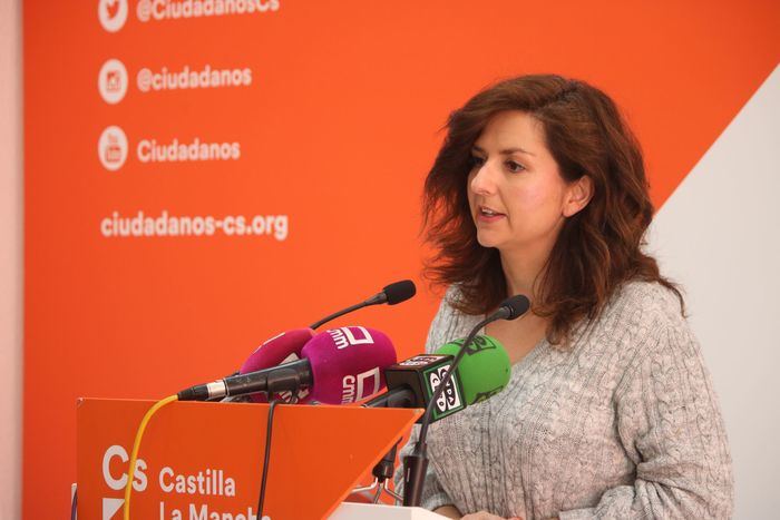 Orlena de Miguel: 'El partido me ha pedido que dé un paso al lado y con humildad acepto esta petición para seguir trabajando en el proyecto desde otras posiciones”