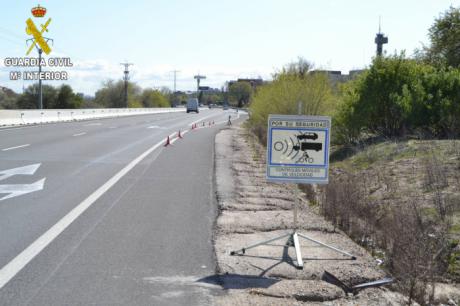 La Guardia Civil investiga a una persona por superar la velocidad permitida en 105 km/h en Toledo