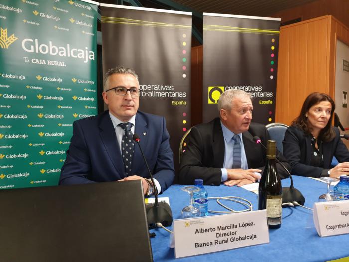 Globalcaja, con el sector vitivinicola en la Jornada de cooperativas Agro-Alimentarias de España sobre la reforma de la PAC en el sector