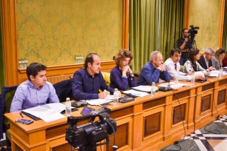 El Grupo Municipal Popular se alegra de que en el Congreso haya imperado la cordura que "no tuvo el equipo de gobierno defendiendo los ahorros del Ayuntamiento"