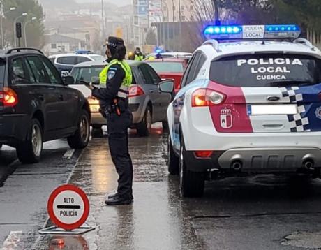 El PP afirma que “Dolz pide ayuda a la Junta para que les haga el proceso selectivo de las nuevas plazas de Policía Local”