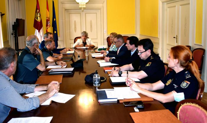 La Subdelegación de Gobierno acoge la reunión del Grupo de Trabajo Provincial para la colaboración entre la Inspección de Trabajo y las Fuerzas y Cuerpos de Seguridad del Estado