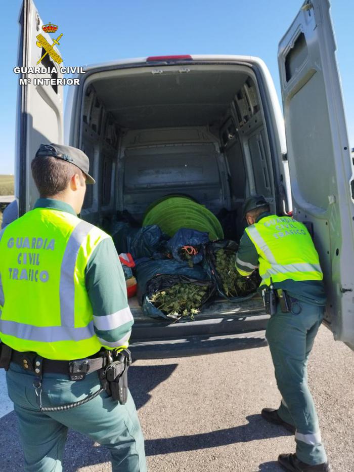 La Guardia Civil detiene a una persona por tráfico de drogas en la Autovía del Nordeste