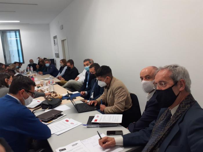 Las organizaciones empresariales de limpieza denuncian que los sindicatos han roto las negociaciones de manera unilateral y sin escuchar las propuestas