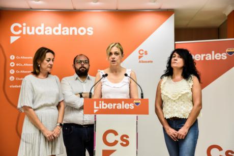 Carmen Picazo: "El PSOE de los 'barones moderados antisanchistas' es un cuento chino, empezando por Page"