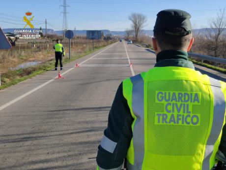 La Guardia Civil investiga a un conductor sin carne&#769; de conducir que circulaba de forma temeraria en Quer