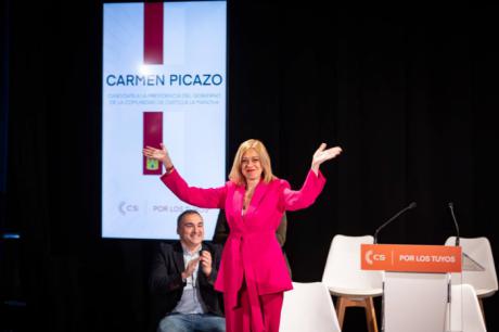 Picazo (CS) es presentada como candidata a la Junta de Castilla-La Mancha ante todo el partido liberal