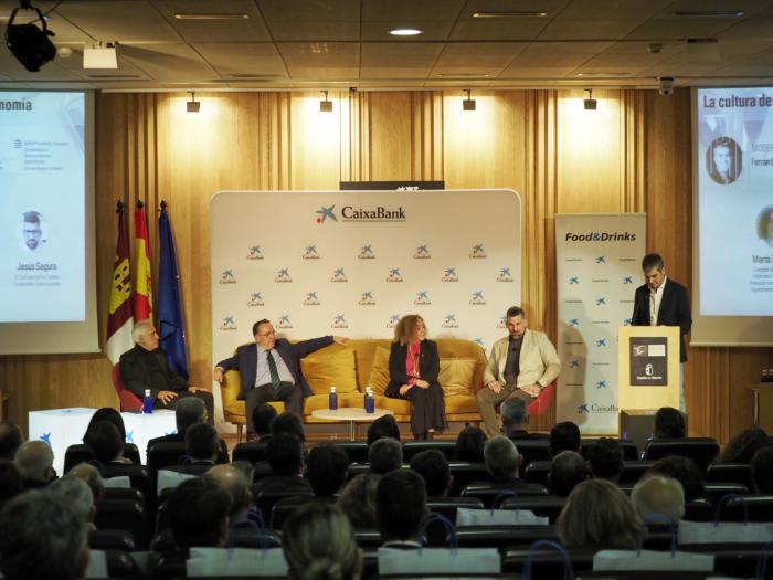 CaixaBank y elBullifoundation celebran una jornada formativa sobre vino y gastronomía en Cuenca