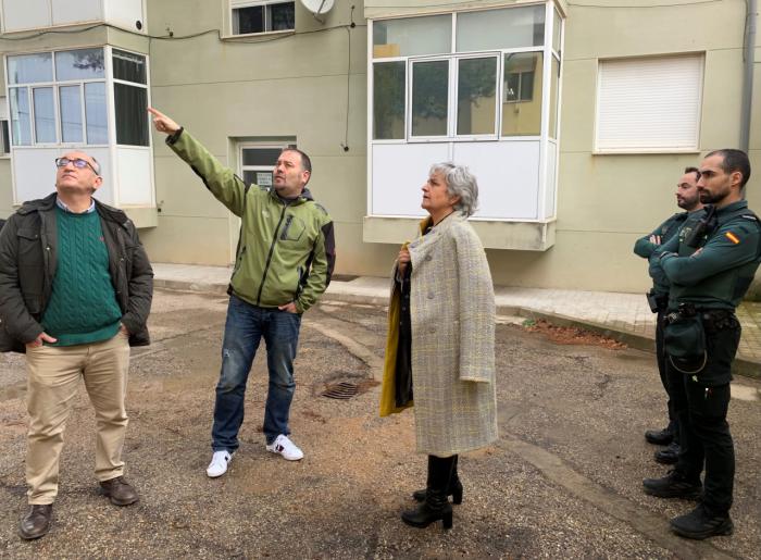 La subdelegada del Gobierno en Cuenca visita los cuarteles de la Guardia Civil en Montalbo y Saelices para evaluar necesidades y mejoras