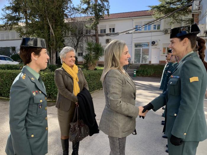 Tolón visita la Comisaría de Policía y la Comandancia de la Guardia Civil