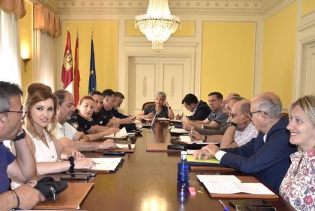 La Subdelegación del Gobierno en Cuenca acoge la Comisión de Flujos Migratorios para coordinar las campañas agrícolas