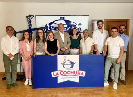 La secretaria general del Ministerio de Agricultura visita la empresa La Cochura en Tarancón