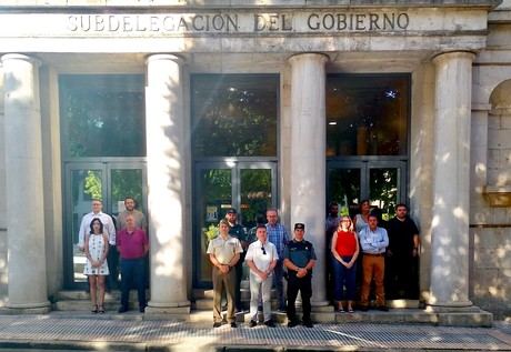 Minuto de silencio en Cuenca por la víctima de violencia de género en Cartagena