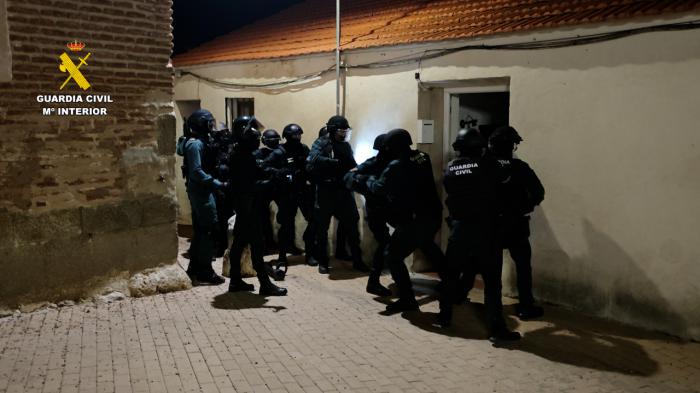 Desarticulado un grupo violento juvenil vinculado a los Trinitarios con cuatro detenidos, tres de ellos menores