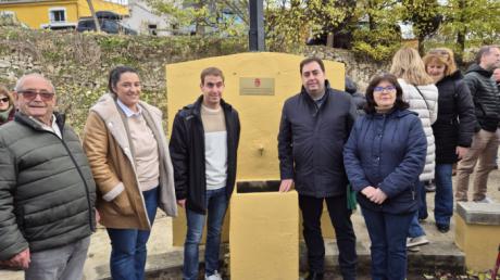 Moncalvillo de Huete rinde homenaje a sus deportistas con la inauguración de dos parques que llevan sus nombres