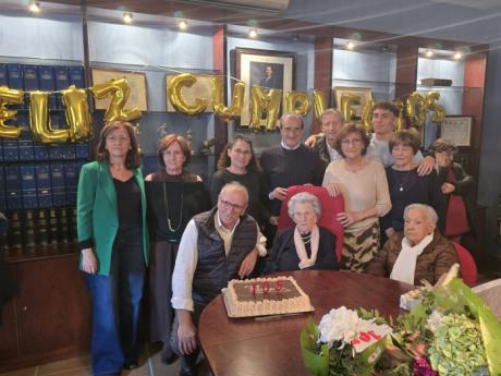 Buendía homenajea a María Mazarío en su 105º cumpleaños