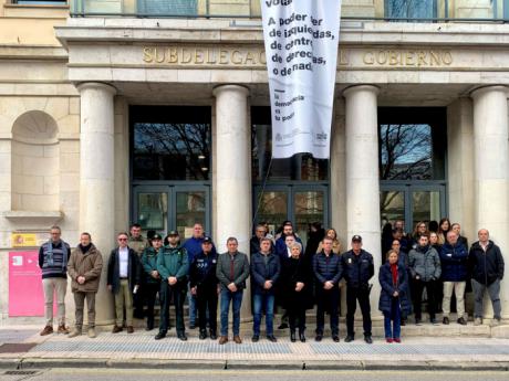 Minuto de silencio en Cuenca por la séptima víctima de violencia de género en 2026
