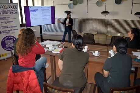 Los Paradores de Cuenca y Alarcón se convierten en Puntos Violeta para reforzar la lucha contra la violencia machista