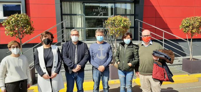 El secretario general de CCOO-Industria C-LM y la secretaria general de CCOO-Cuenca visitan las instalaciones de la cárnica Frivall en Villar de Olalla