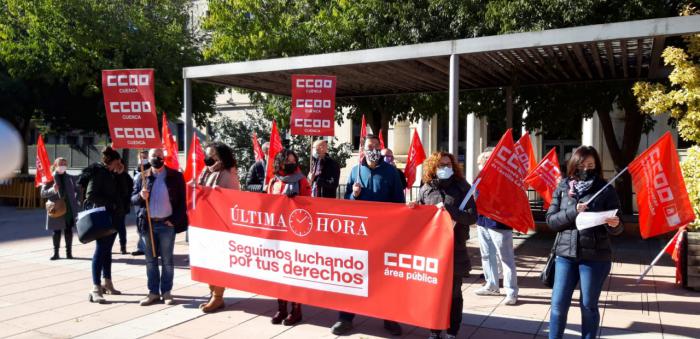 Delegados sindicales de CCOO se concentran en Cuenca para reclamar más presupuesto para los servicios esenciales