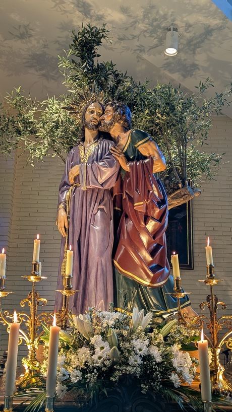 La Hermandad de El Prendimiento conmemora su 120 aniversario con una solemne función religiosa y pasacalle musical