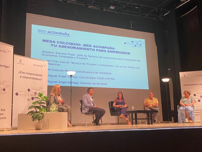 Invierte en Cuenca asiste al I Foro de Emprendimiento como apoyo al inicio de la actividad empresarial