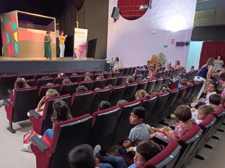 Cerca de 300 estudiantes asisten a las actividades de prevención y sensibilización contra la violencia de género