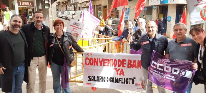 Tres de cada cuatro trabajadoras de la Banca secundan la huelga por su convenio colectivo