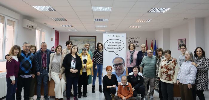 Plena inclusión presenta en Mota del Cuervo la campaña “Ya es hora de salir del armario de la exclusión”, creada y liderada por personas con discapacidad intelectual