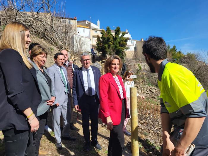 Ribera incide en la necesidad de contar con vivienda en las zonas menos pobladas