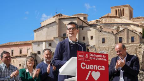 Bolaños recuerda en Cuenca al PP que Vox "quiere ilegalizar partidos no piensan igual"