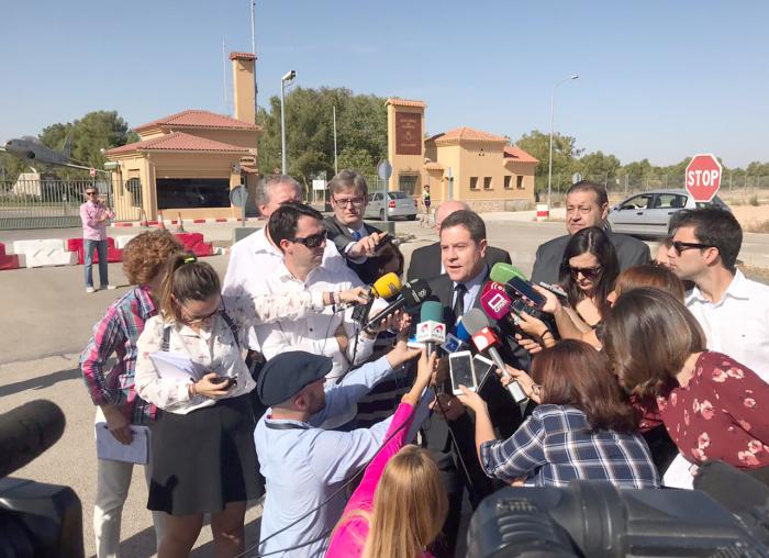 El presidente de Castilla-La Mancha traslada sus condolencias a la familia de Borja Aybar y a las Fuerzas Armadas