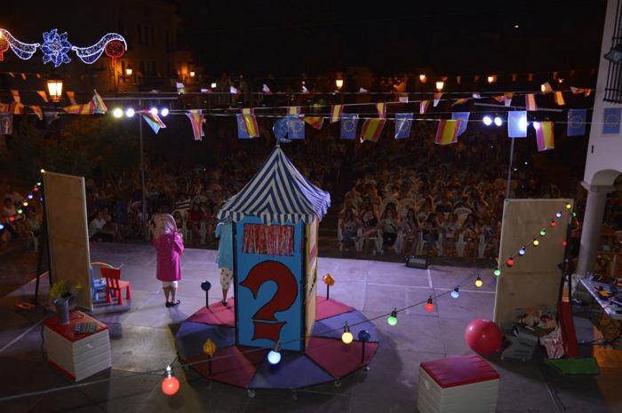 La Plaza Mayor es escenario de las Jornadas Culturales de Feria y Fiestas 2018 para disfrute de los moteños