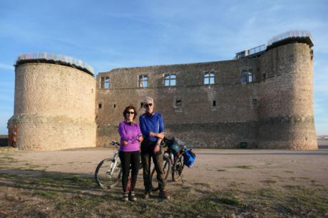 “La Historia en Bicicleta” celebra la primavera en Cuenca donde nos muestra la belleza de la Mancha Alta, su historia y poesía