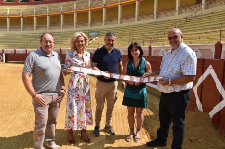 MaxiToro dona entradas para la Feria de San Julián a FUTUCAM Plena Inclusión
