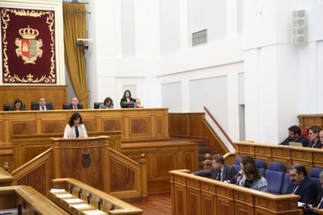 Vaquero expulsa a Núñez (PP) del pleno de la Cortes por relacionar a Podemos con ETA