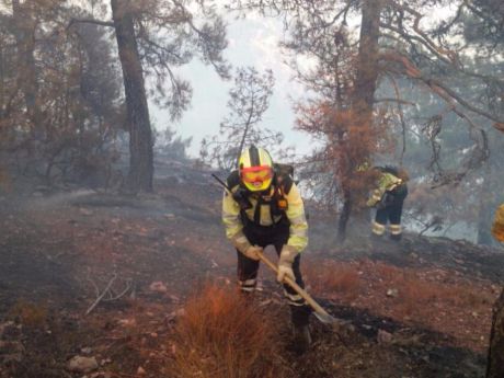 Extinguido el incendio forestal que afectó a paraje de Retuerta del Bullaque